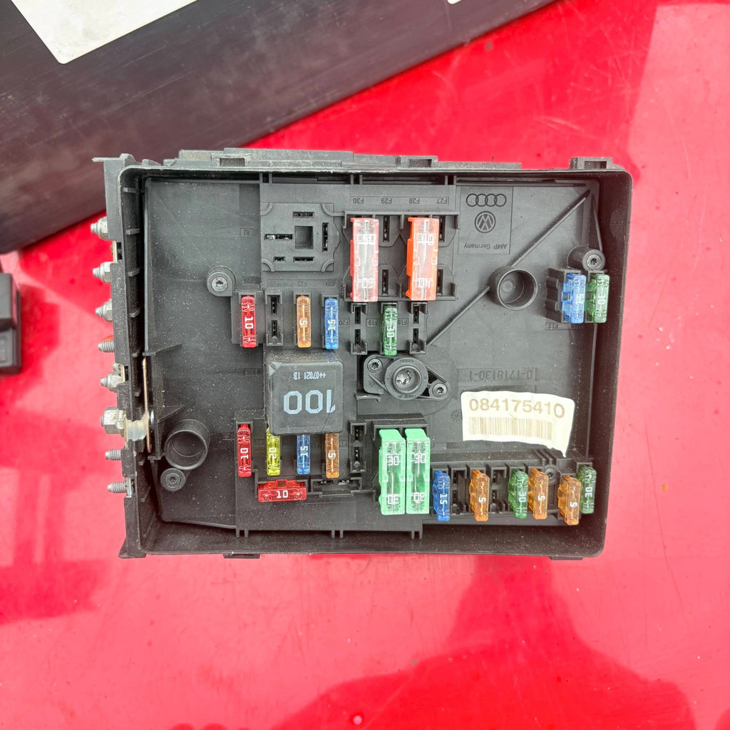 Volkswagen Golf Plus 2007 Fuse Box 017181301