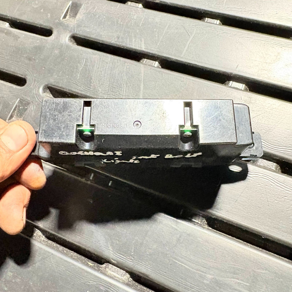 NISSAN QASHQAI 2006-2013 J10 SEAT BELT WARNING INDICATOR LIGHT DISPLAY