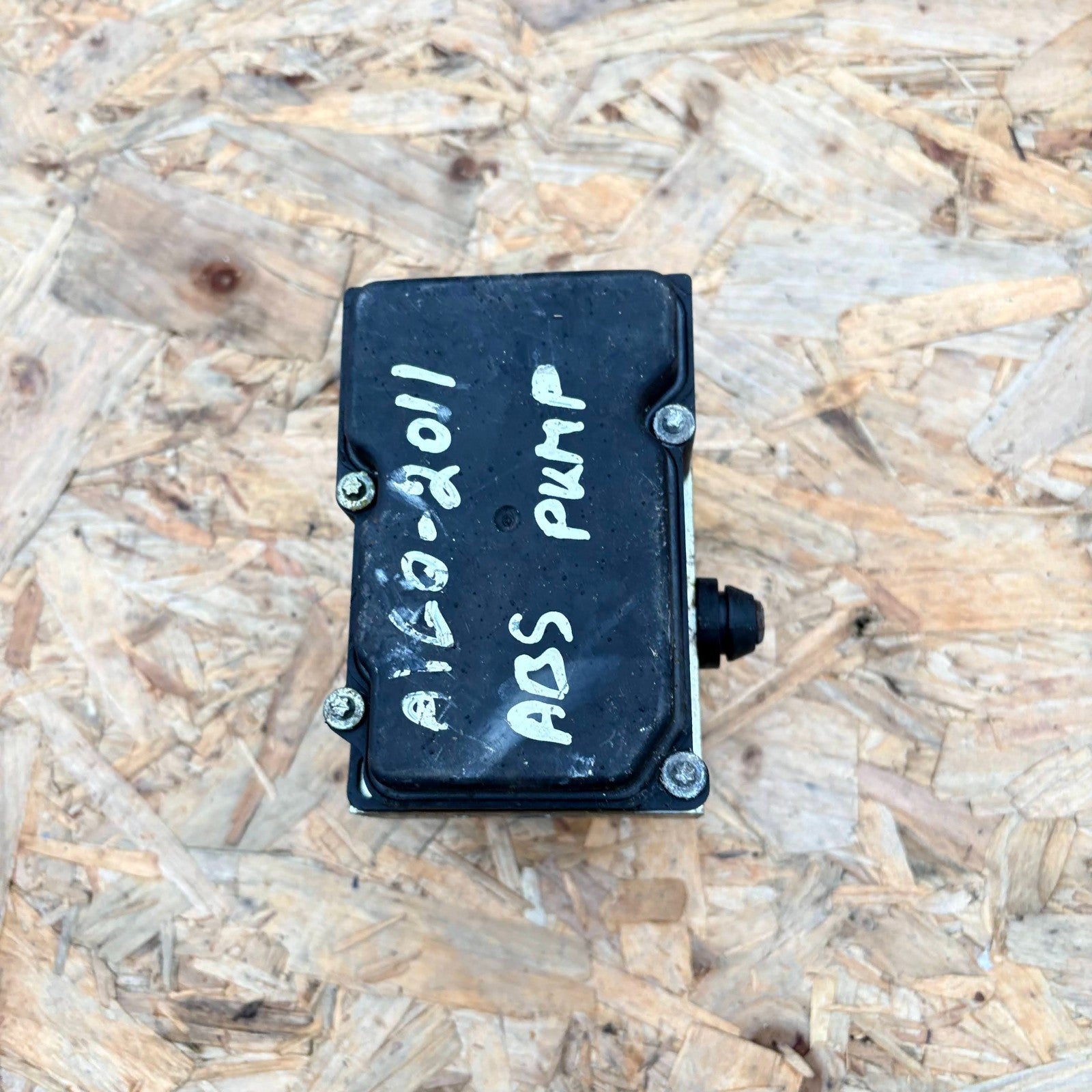 TOYOTA AYGO MK1 ABS PUMP CONTROL 0265237579 2005-2014