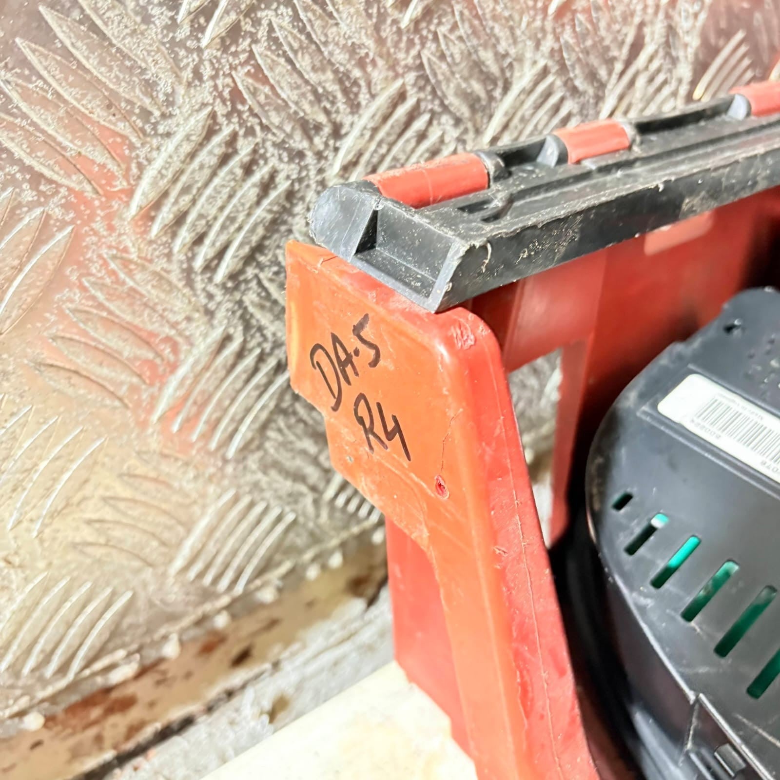 Land Rover Freelander Passenger Front Seat Belt Stalk Mk1