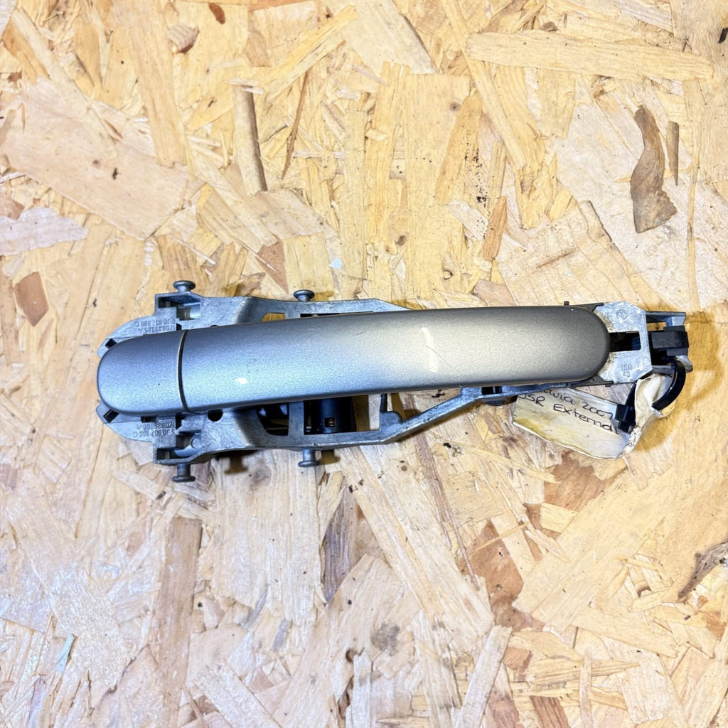 Door handle Driver Rear Skoda Octavia Mk2 Right Rear OSR Exterior Outer