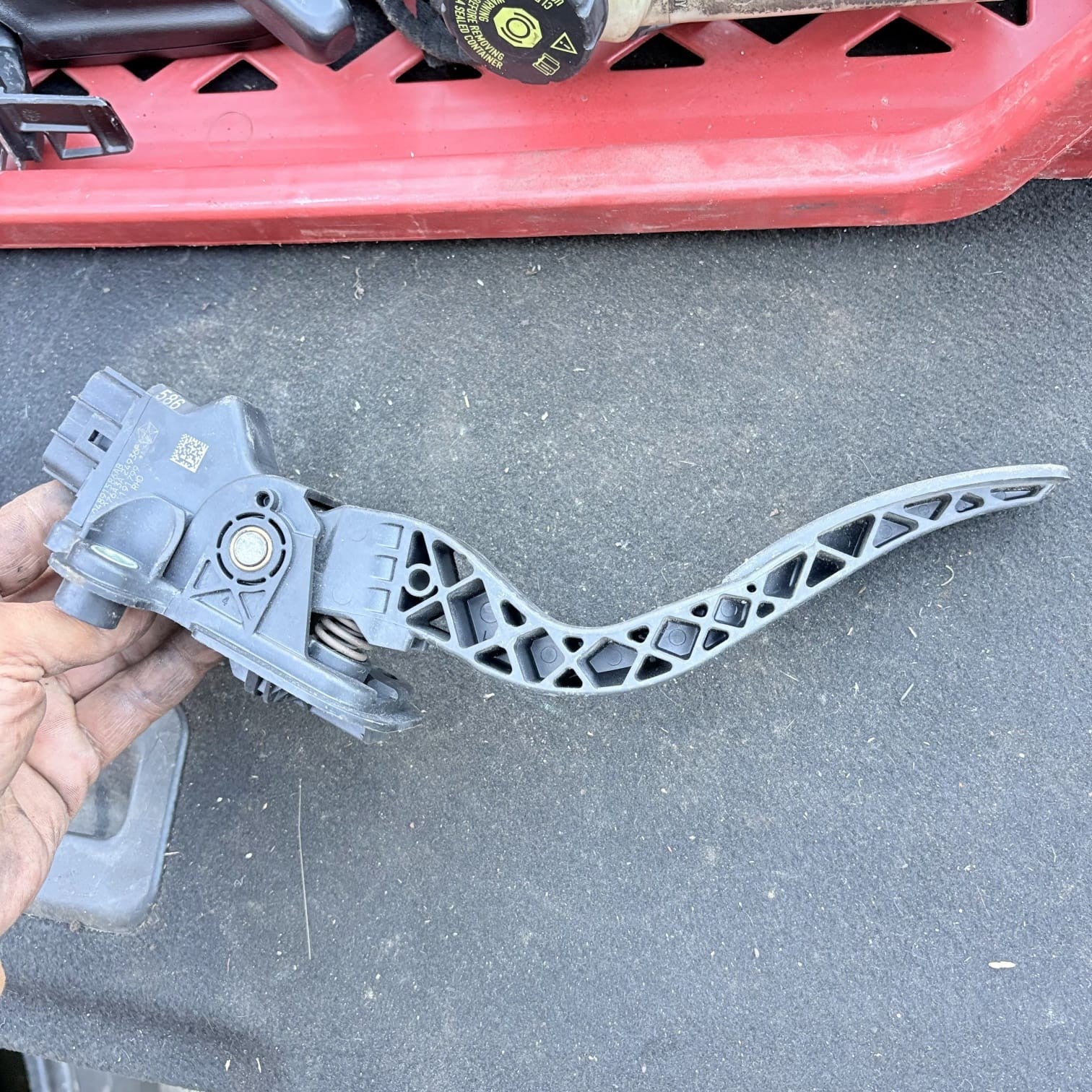 2006 JEEP PATRIOT THROTTLE ACCELERATOR PEDAL 04891586AB