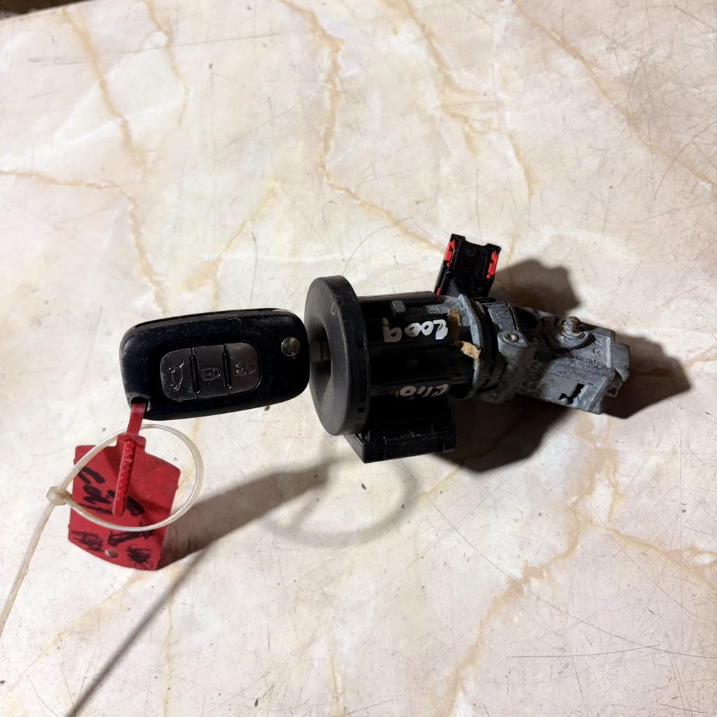 RENAULT 2009 21673884-72 8200214173g Ignition Barrels(Ignition Swit UK2328015-00
