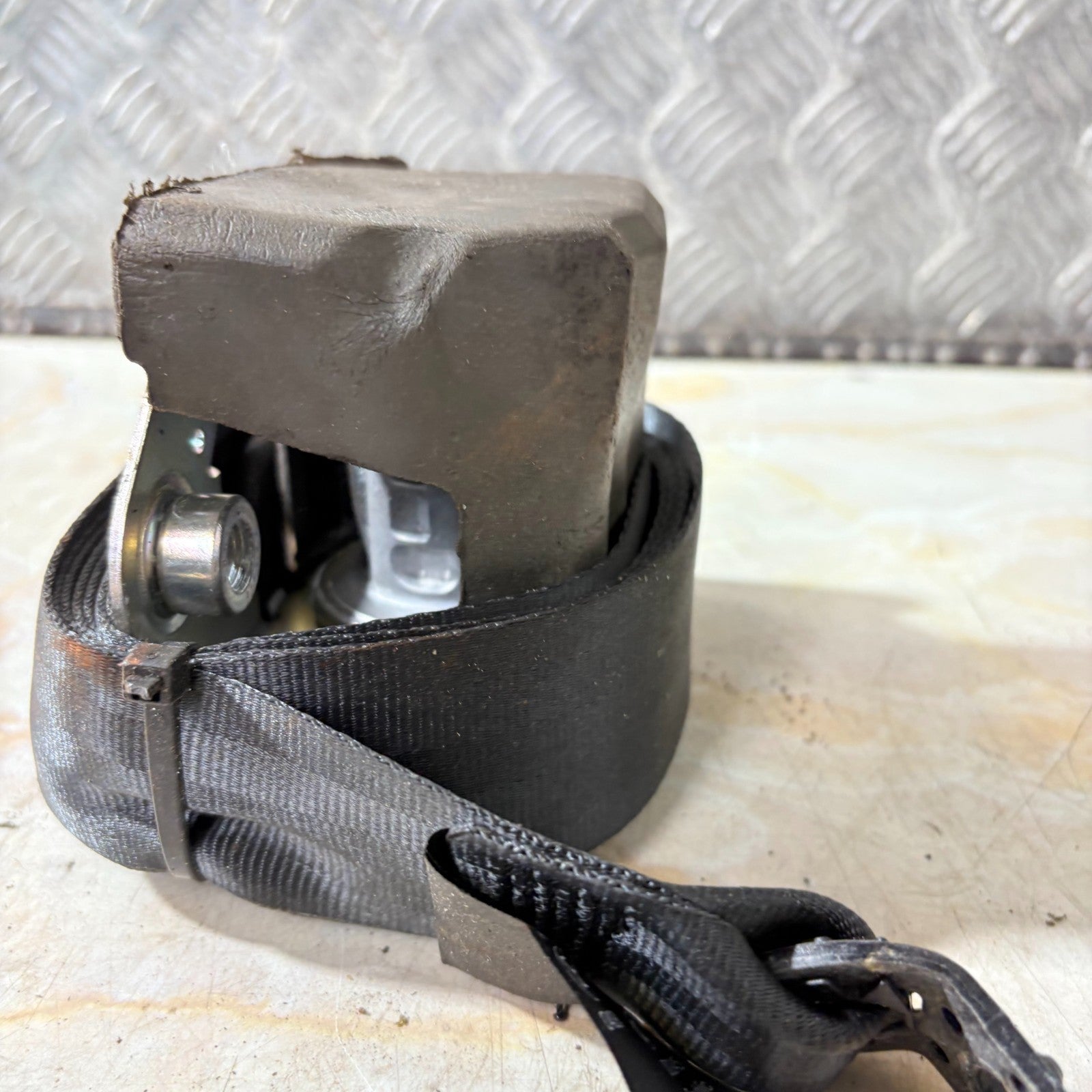 Seat Ibiza Right Offside Rear Seat Belt 6J0857805A MK4 2008