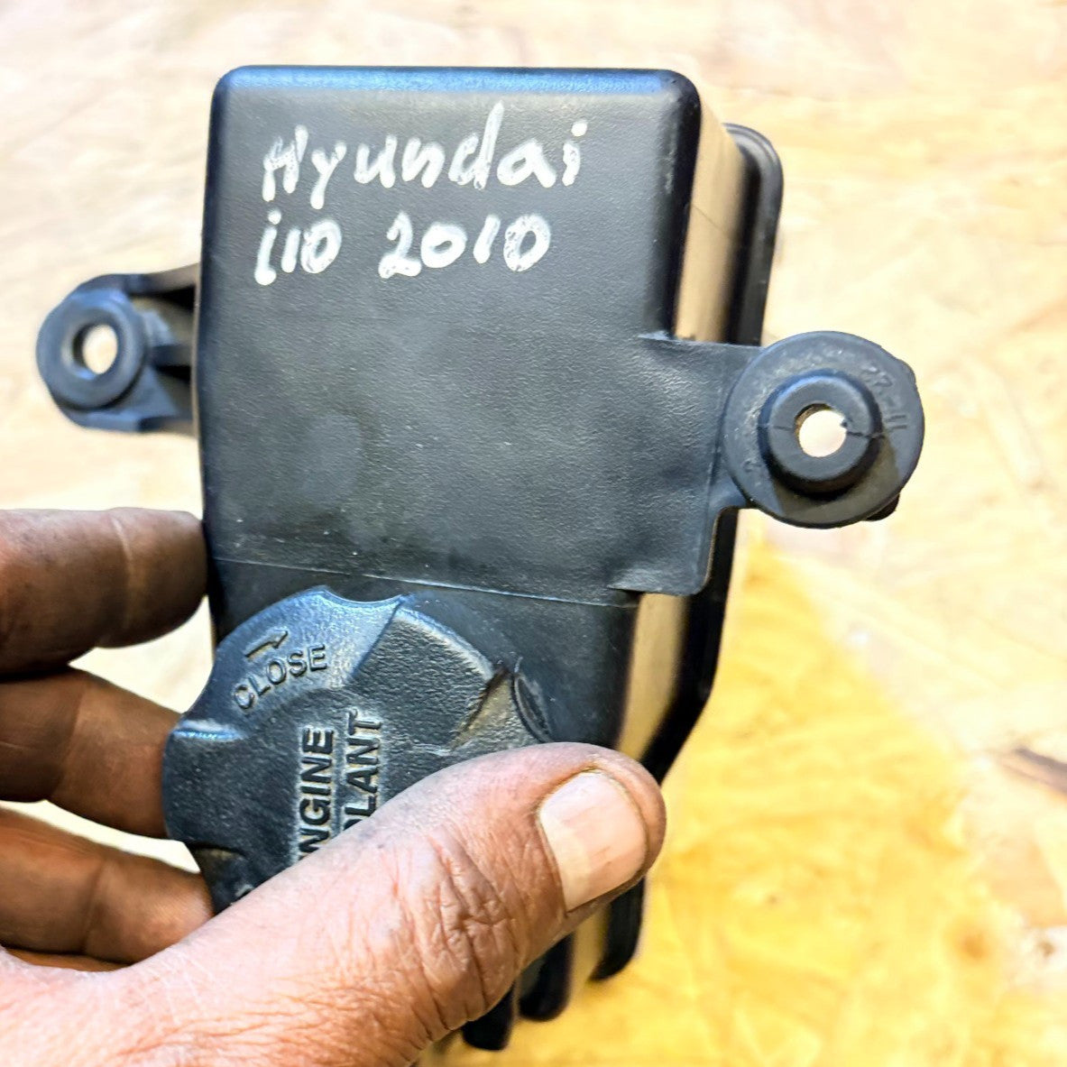 Hyundai i10 Mk1 2007-2013 Radiator Expansion Tank Bottle Petrol