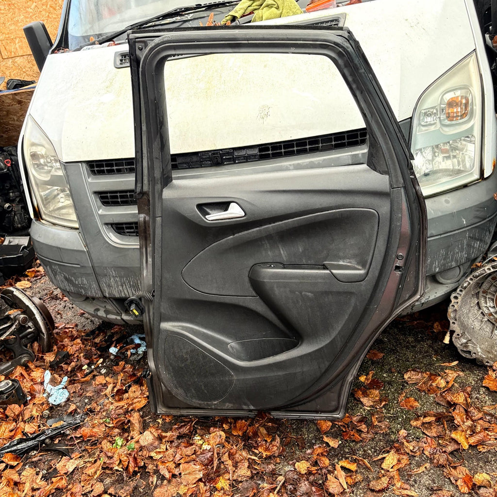 Vauxhall Crossland X P17 2017-2024 O/S Rear Complete Door Grey 5DR FREE POSTAGE