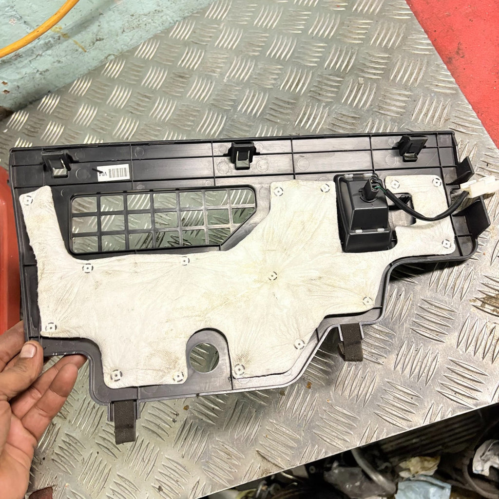 HYUNDAI i40 2011-2017 Lower Dashboard Panel
