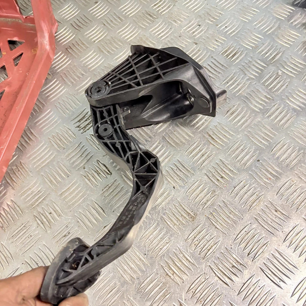 Skoda Fabia NJ 2015-2023 Clutch Pedal Assembly UK RHD Manual 6R2721321
