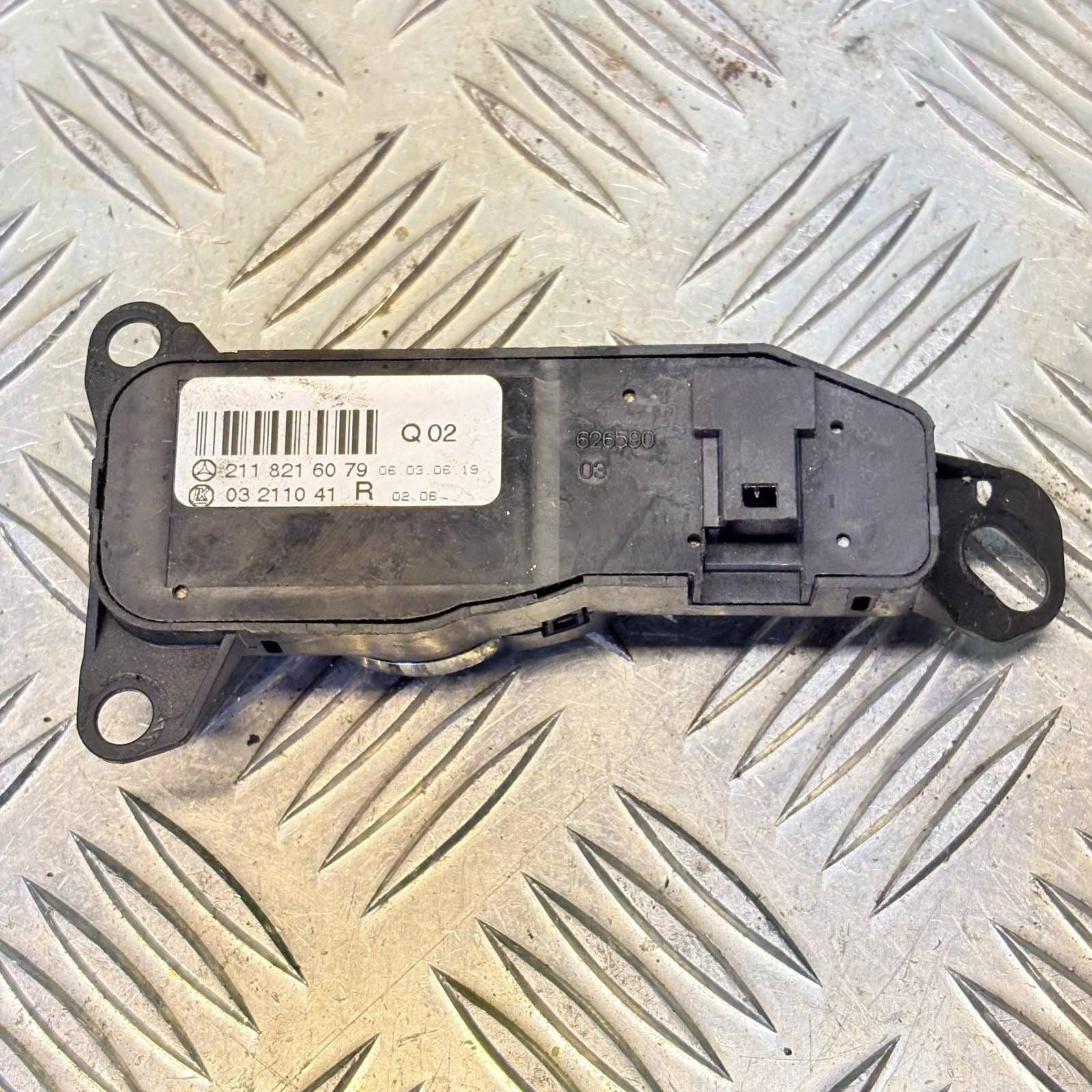 Wing Mirror Switch Mercedes W211 CLS W219 Adjustment Driver's Side A2118216079