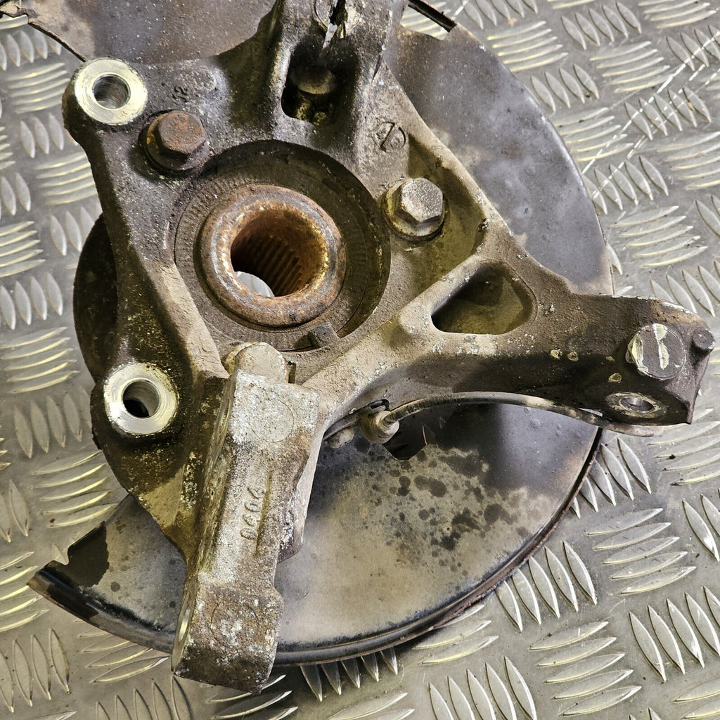 Vauxhall Astra J 1.7 CDTI 2010-2014 5 Door NSF Hub Knuckle ABS 13319482 13583479