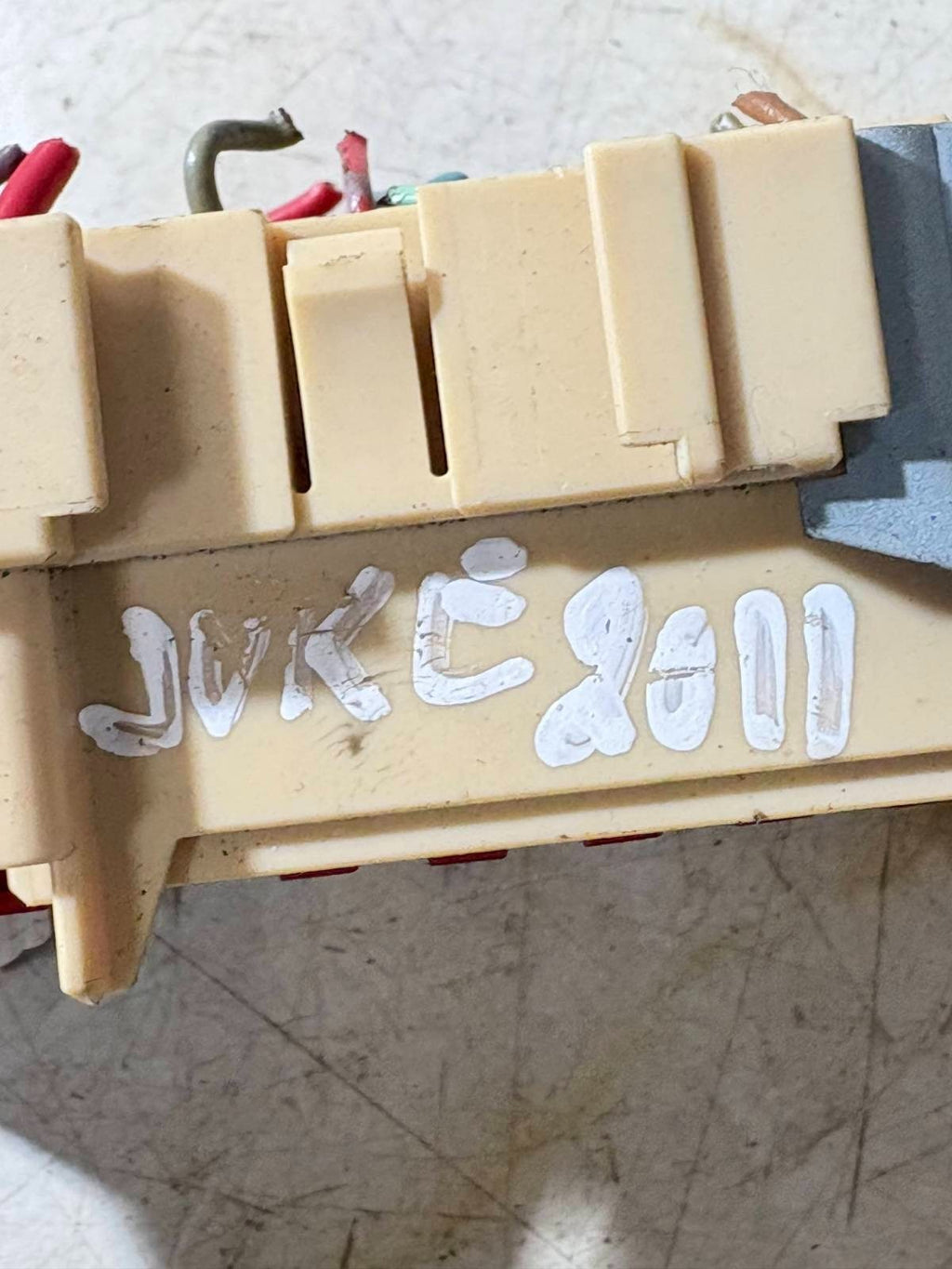 2011 Nissan Juke Cabin Fuse Box Junction Block