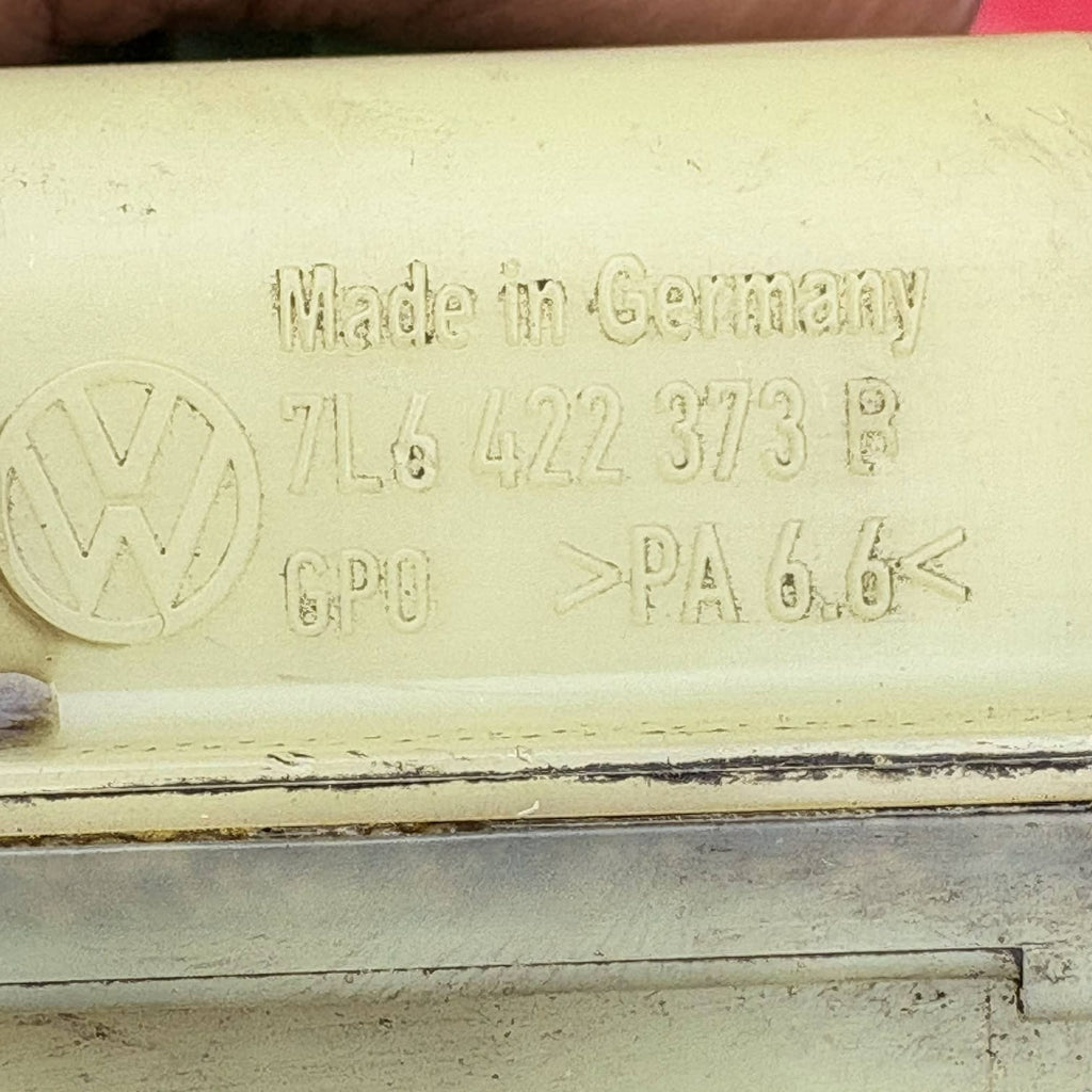 AUDI Q7 POWER STEERING FLUID TANK BOTTLE 2002 7L6422373B
