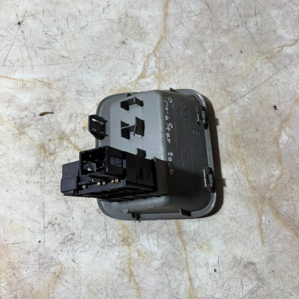 07-14 NISSAN PRIMASTAR HEADLIGHT ADJUSTER SWITCH 91168902