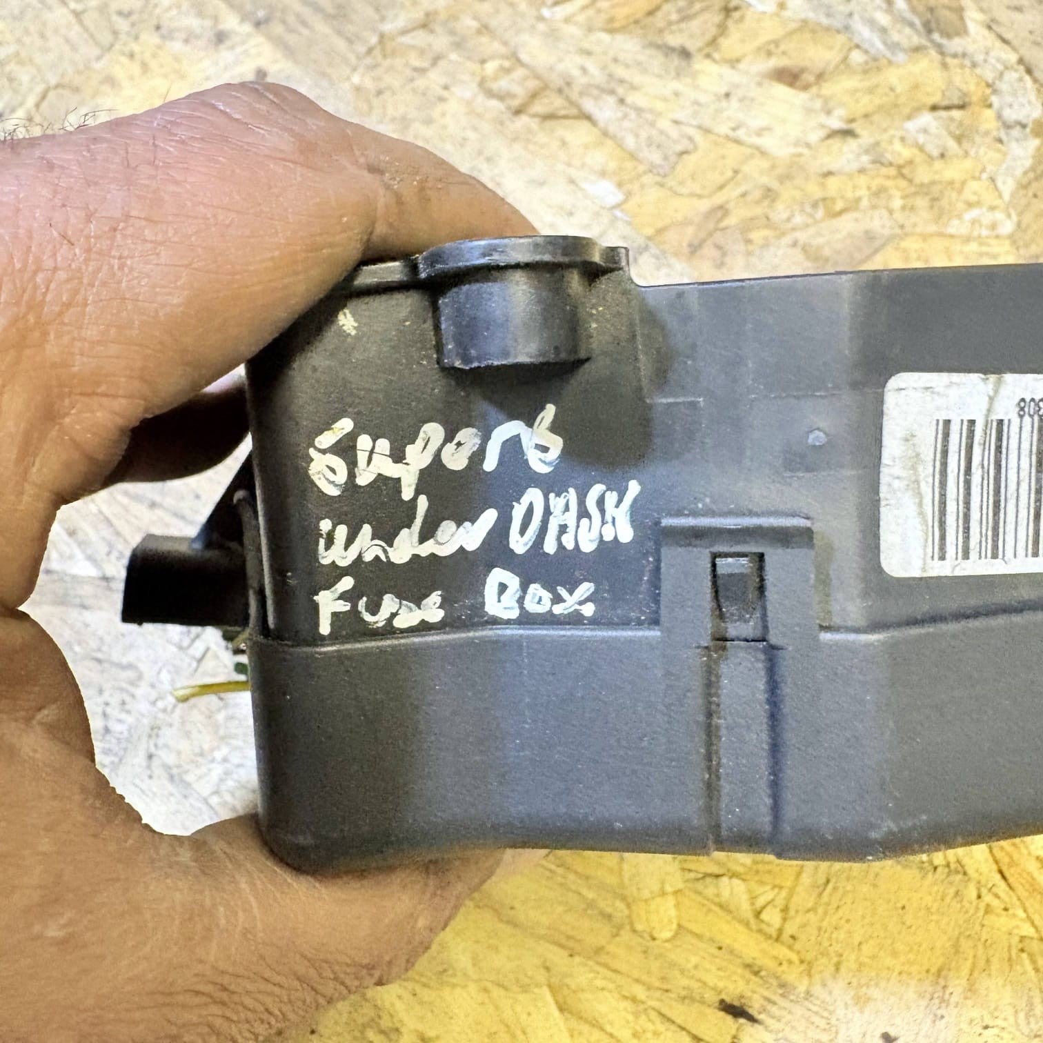 Audi A4 B5 8D2 1.9 TDI AFN/AVG Fuse Box Relay Panel 1995-2000 UK857764-68