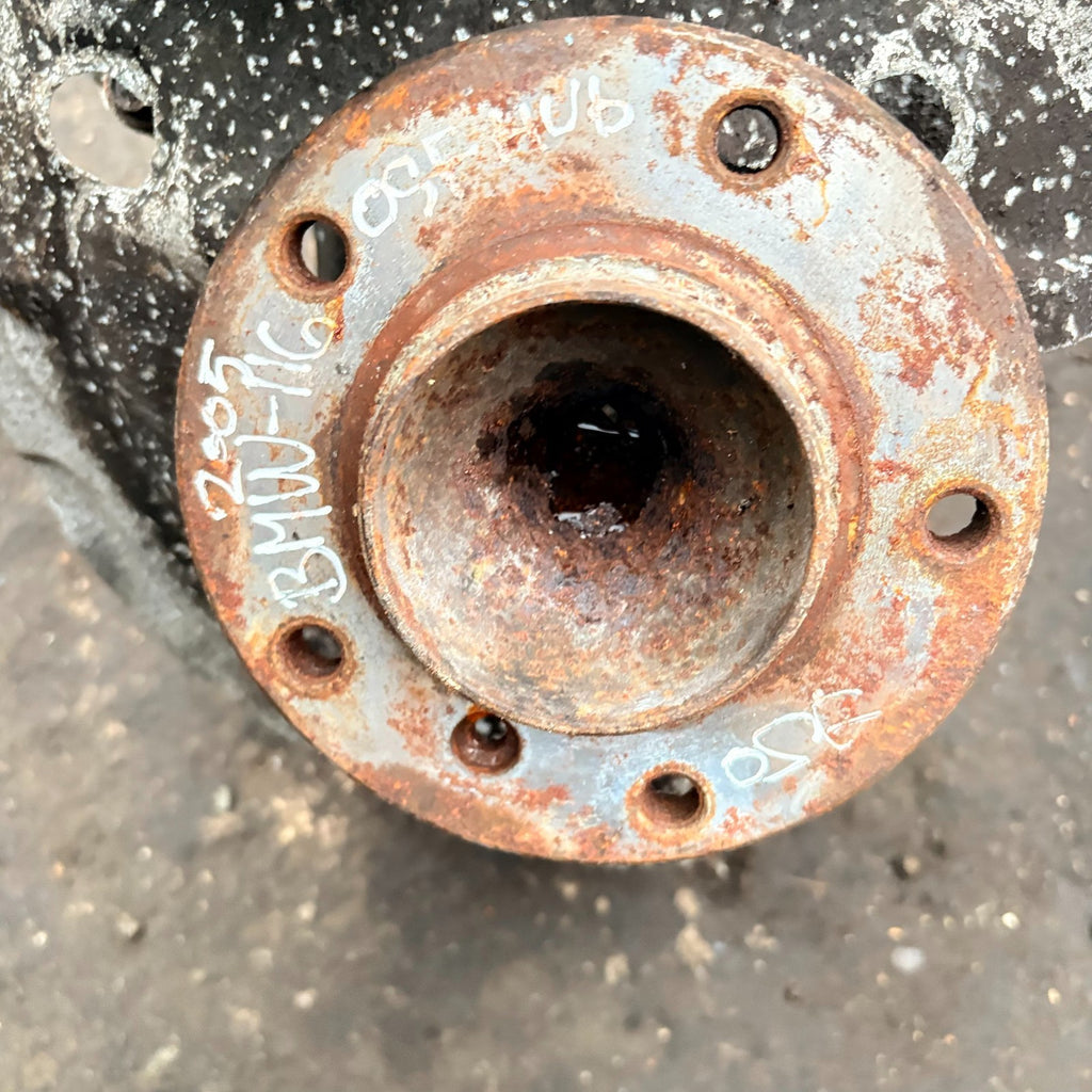 BMW 2005 DRIVER SIDE FRONT HUB WHEEL BEARING