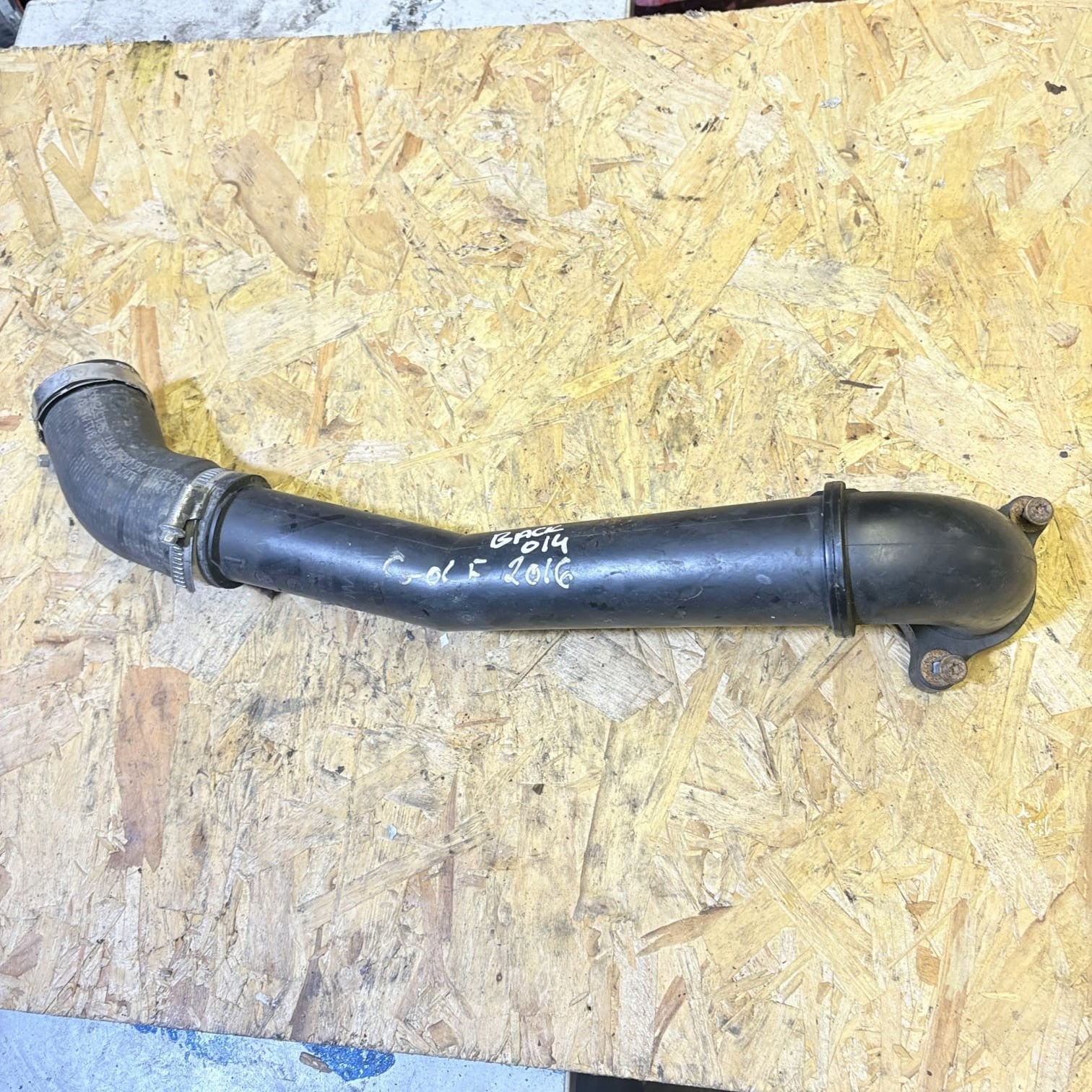 VW Golf Mk7 (2016) TDI Intercooler/Boost Hose Pipe 04L145770E