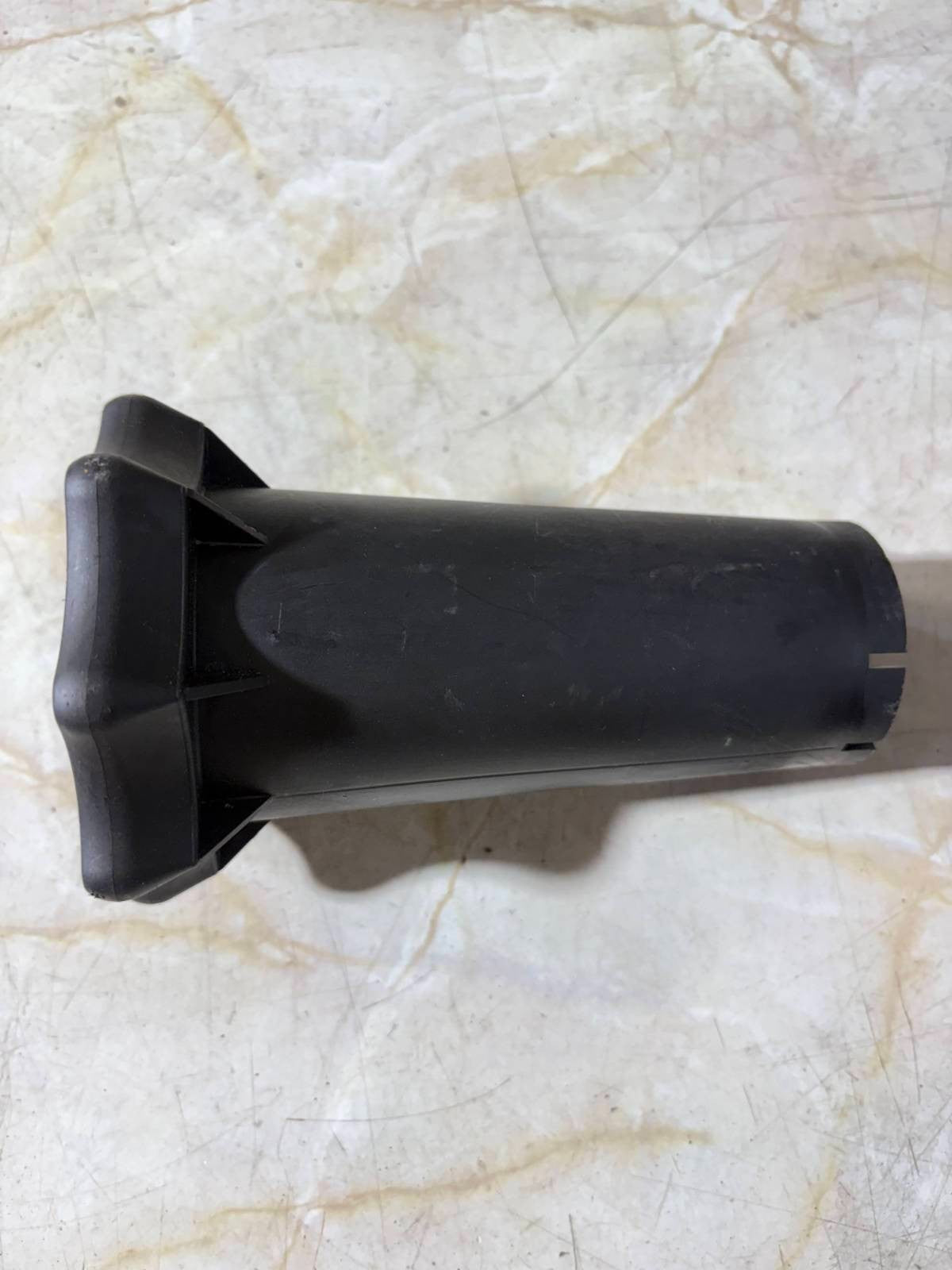 Screw Spare Wheel VW Passat B5 Fastening Spare Wheel Holder
