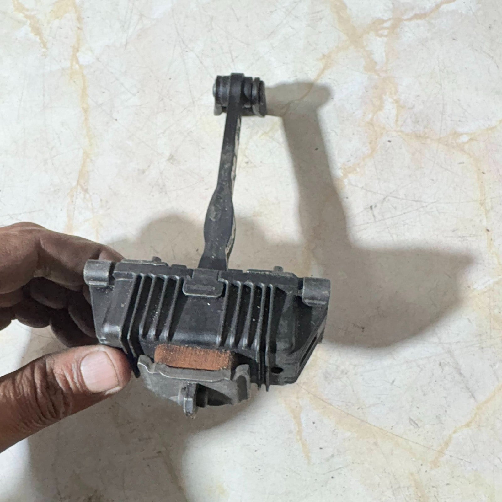 LAND ROVER FREELANDER 2 2007 LEFT REAR DOOR STOP CHECK STRAP