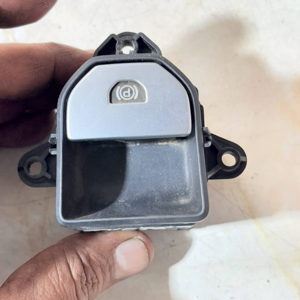 RANGE ROVER EVOQUE HANBDRAKE PARKING BRAKE SWITCH L538 2018 GJ32-2B623-AA
