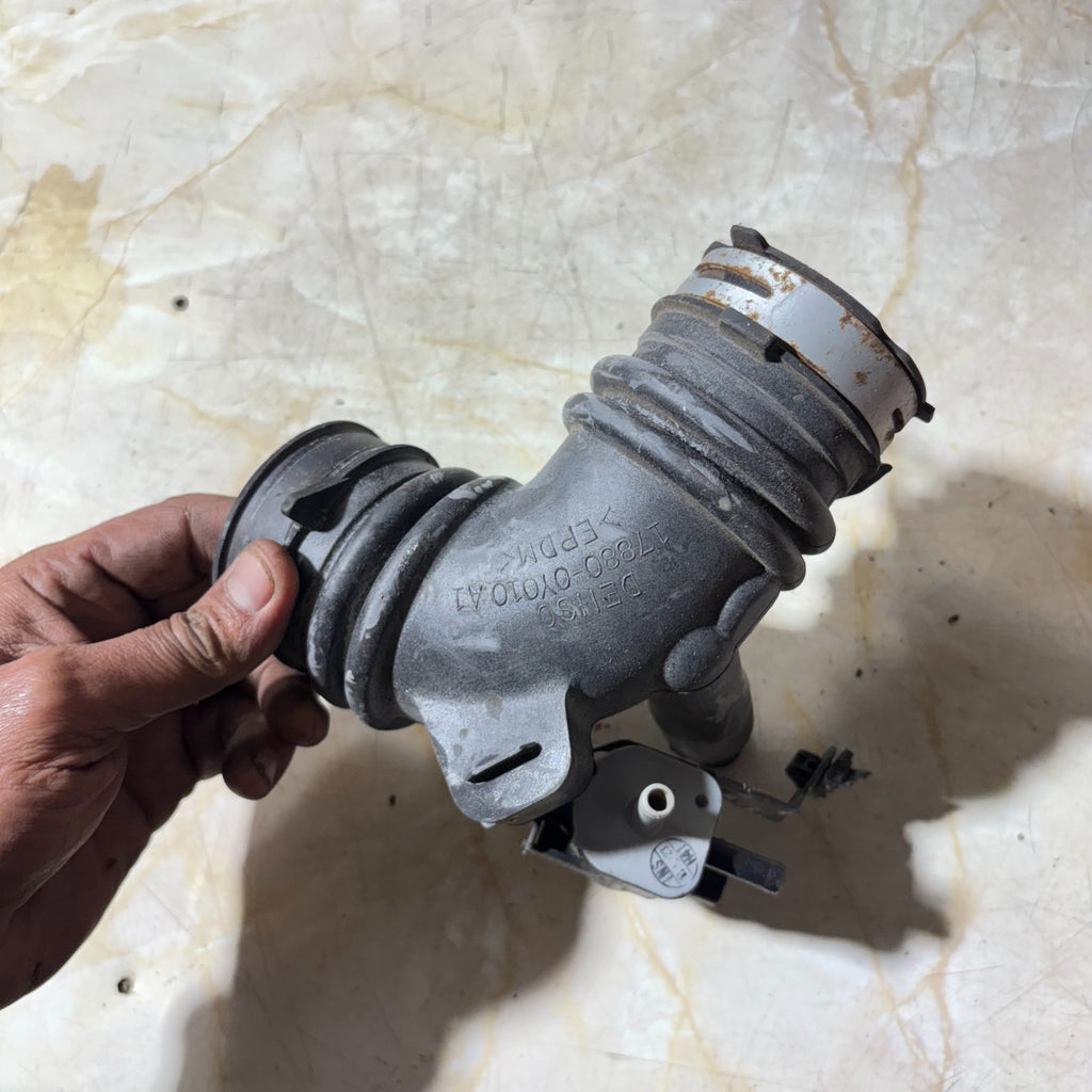 Air Hose Pipe 17880-0Y010 A1 TOYOTA YARIS 2005-2011