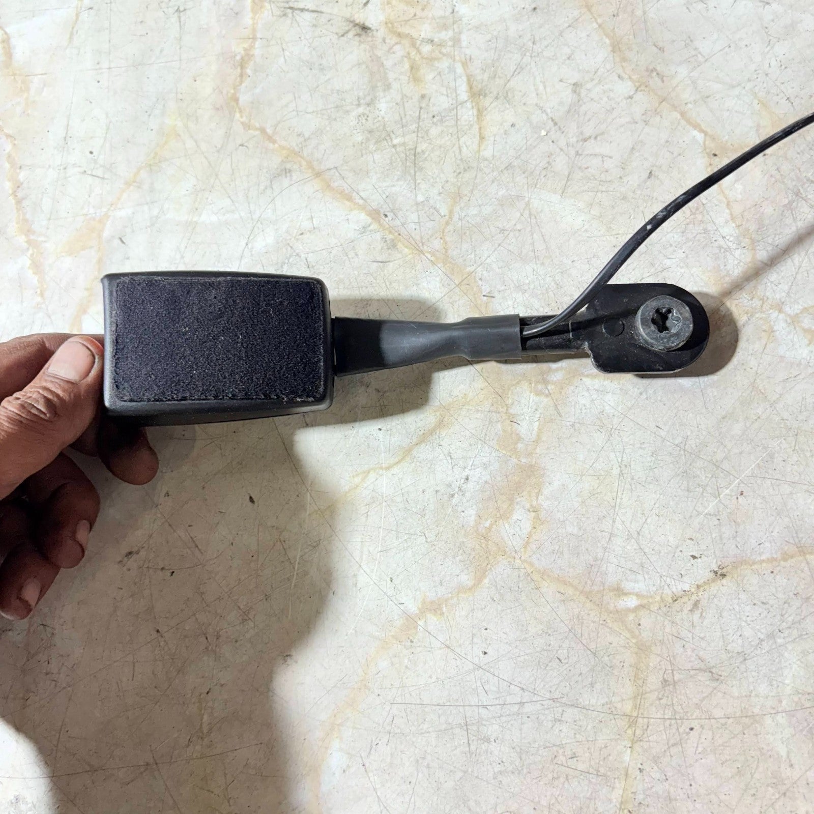 CHEVROLET AVEO 2011-2020 T300 FRONT PASSENGER LEFT SEAT BELT BUCKLE ANCHOR STALK