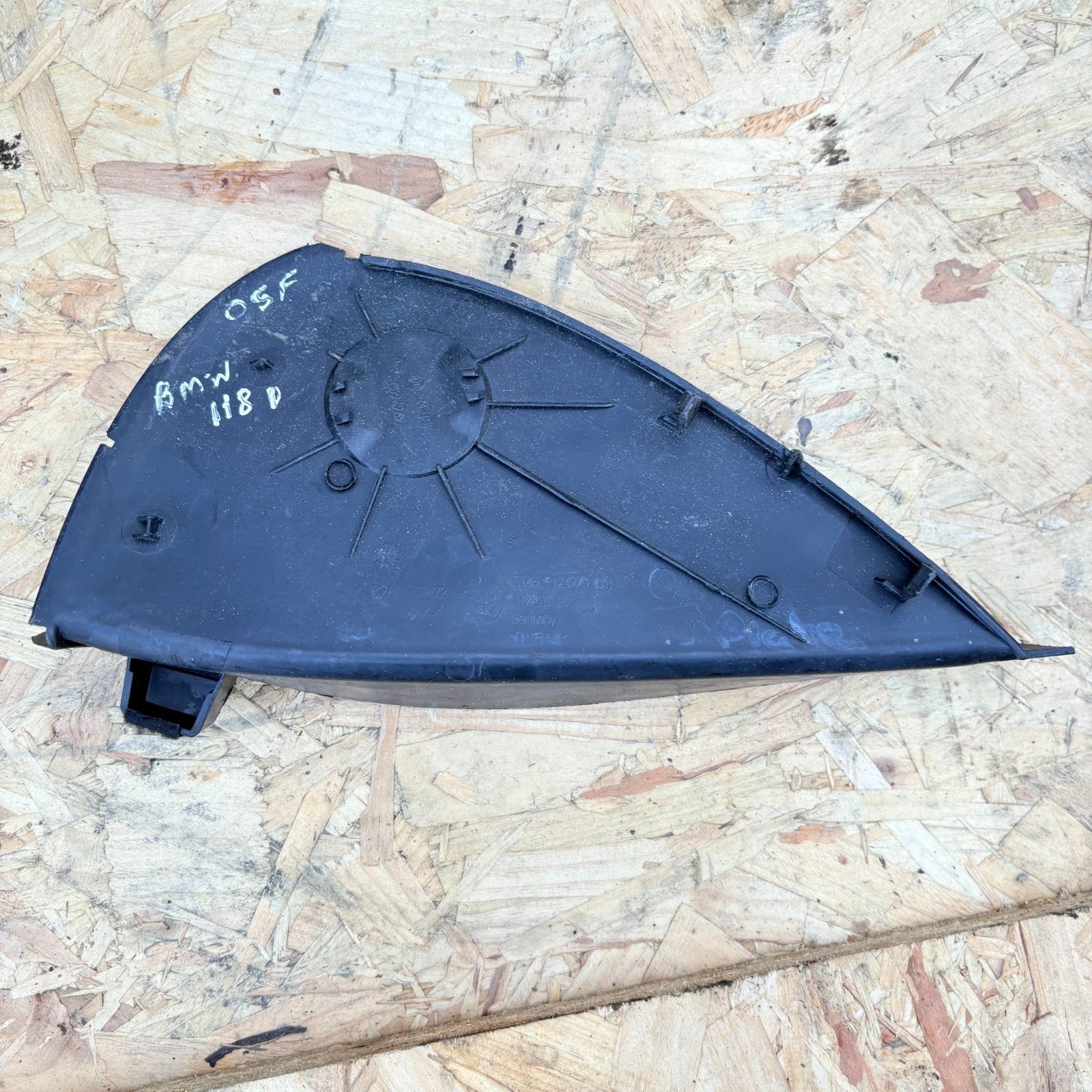 BMW 1 SERIES 118D DASHBOARD END TRIM COVER FRONT RIGHT DRIVER SIDE 51459124920