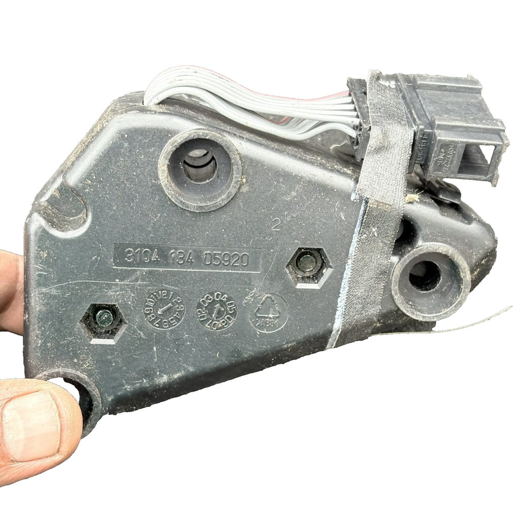 VW Golf Mk5 04-09 Golf Plus 08-14 Jetta 05-11 Speaker Amp Crossover 1K0035463D