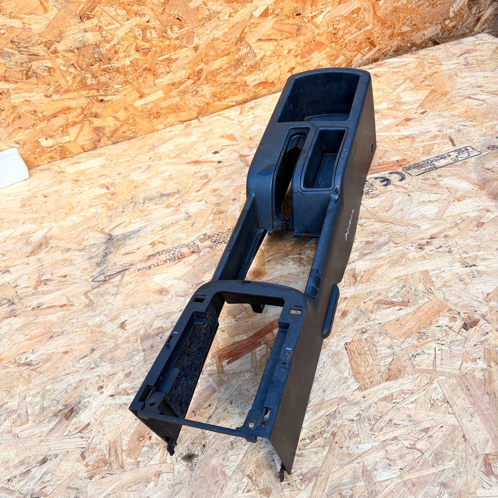 Centre Console trim for Nissan X-Trail 2007