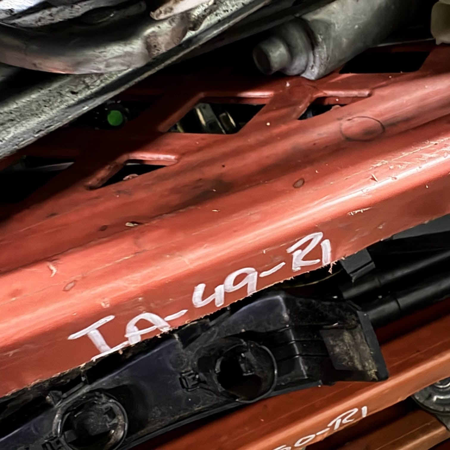 Skoda Karoq 2018-Left Rear Bumper Bracket Guide 57A807377