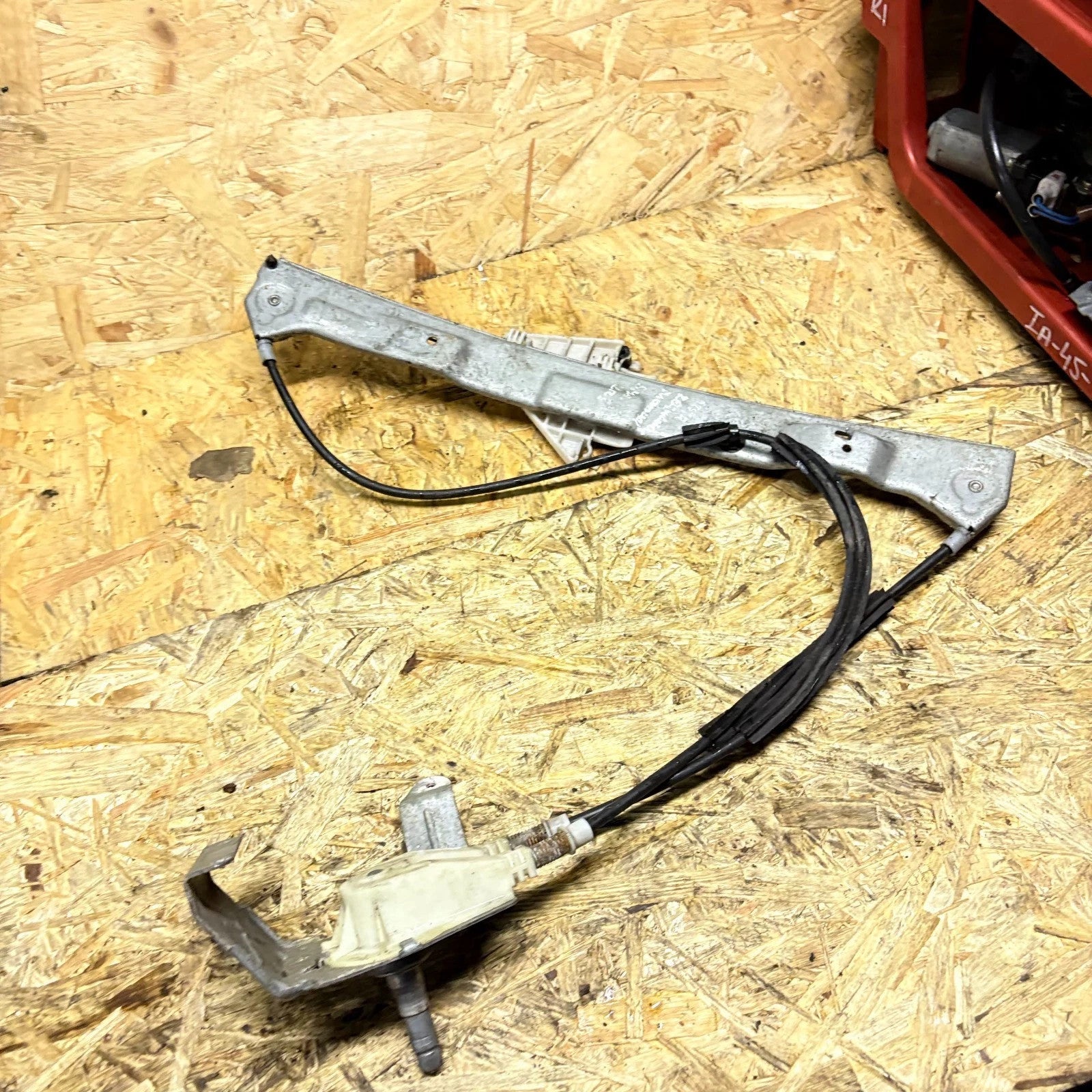 Smart Forfour Left Passenger Nearside Rear Manual Window Regulator Mk1 2002-08A
