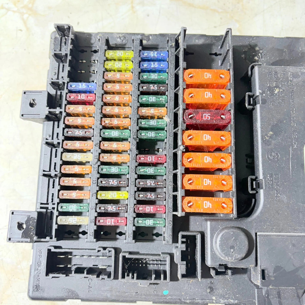 BMW Z4 E85/E86 Fuse Box Relay Junction Panel 8378113 (2003-2008)