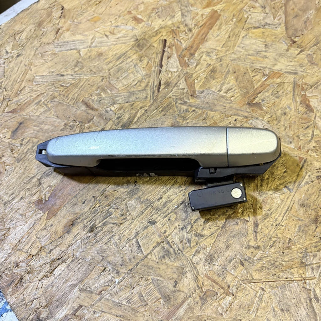 61160CA000V2 EXTERNAL HANDLE DRIVER REAR DOOR TOYOTA COROLLA 61160-CA000-TQ 2006