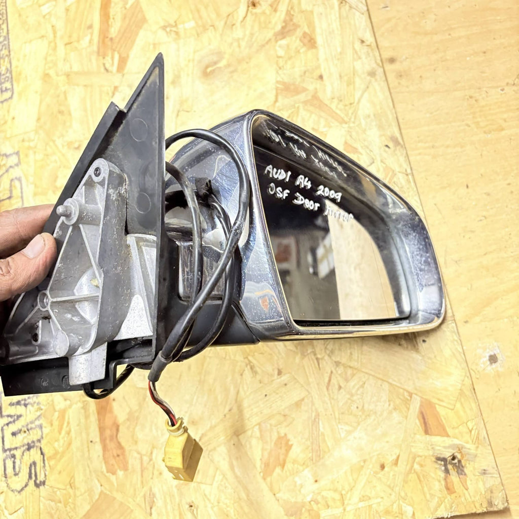 Audi A4 2009 RH Driver Offside Electric Door Wing Mirror Grey 10-Pin 010681