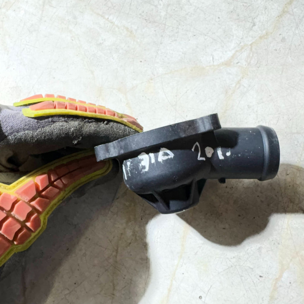 Skoda Fabia 2007-2014 Thermostat Housing Cover 03C121121C 03C121121B