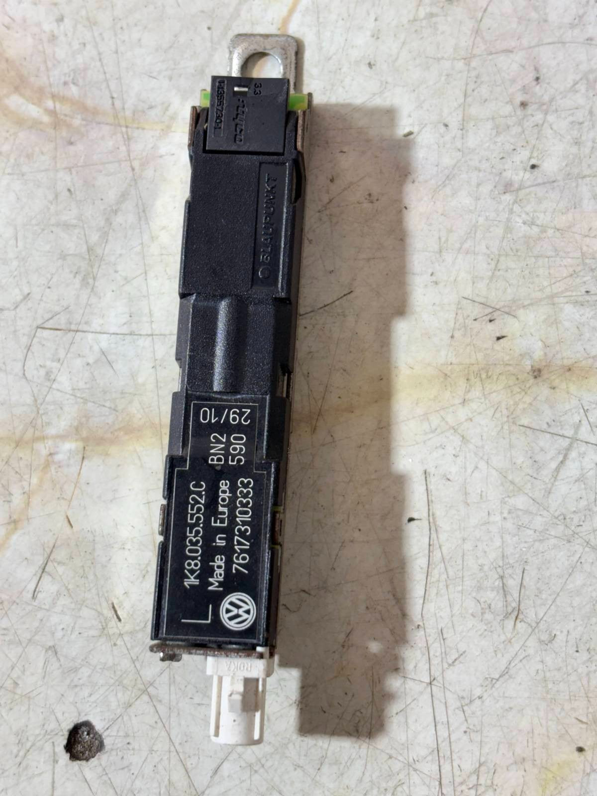 VOLKSWAGEN SCIROCCO AERIAL ANTENNA AMPLIFIER UNIT 2014 1K8035552C