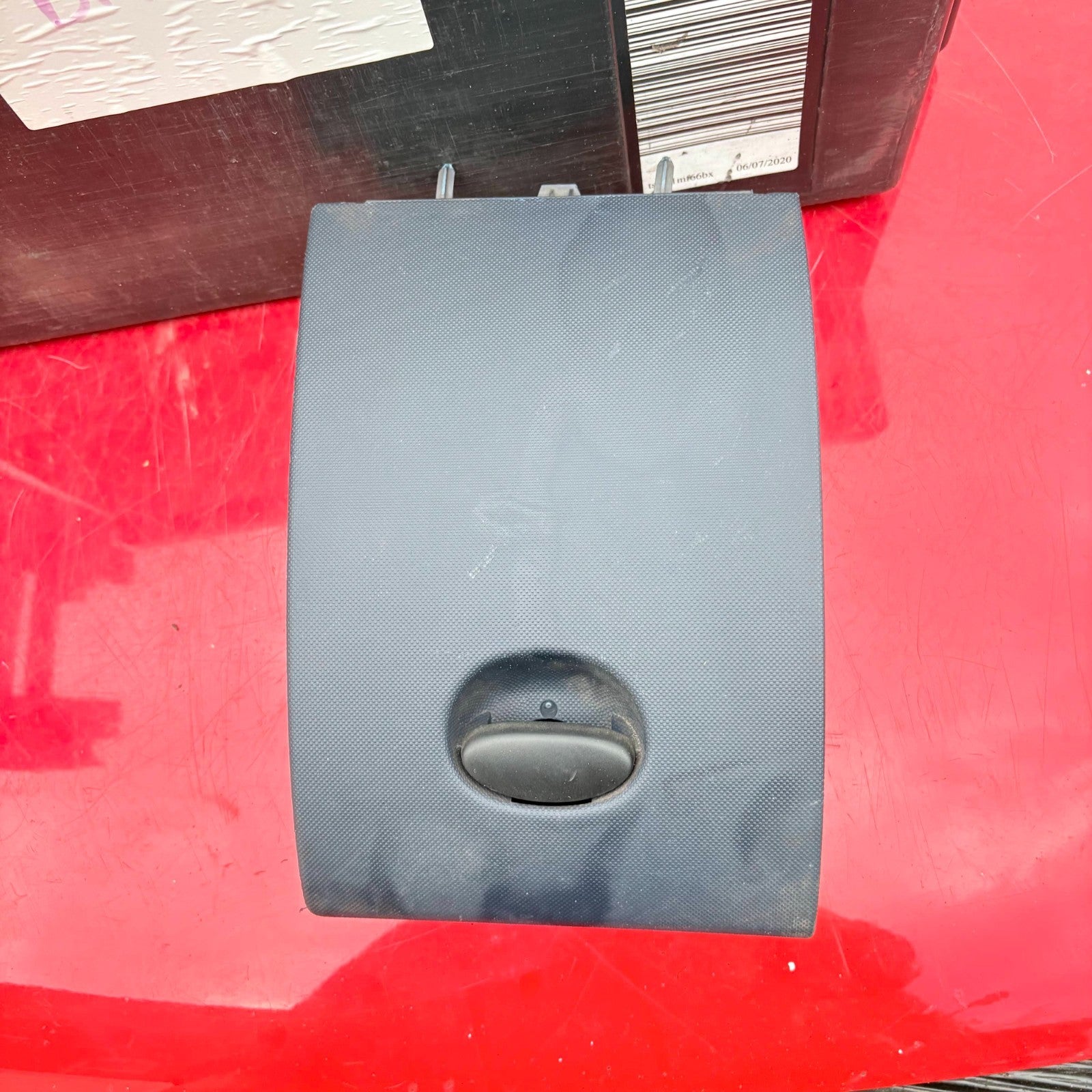PEUGEOT 1007 2004-2009 DASH STORAGE COMPARTMENT TRIM 9647685077