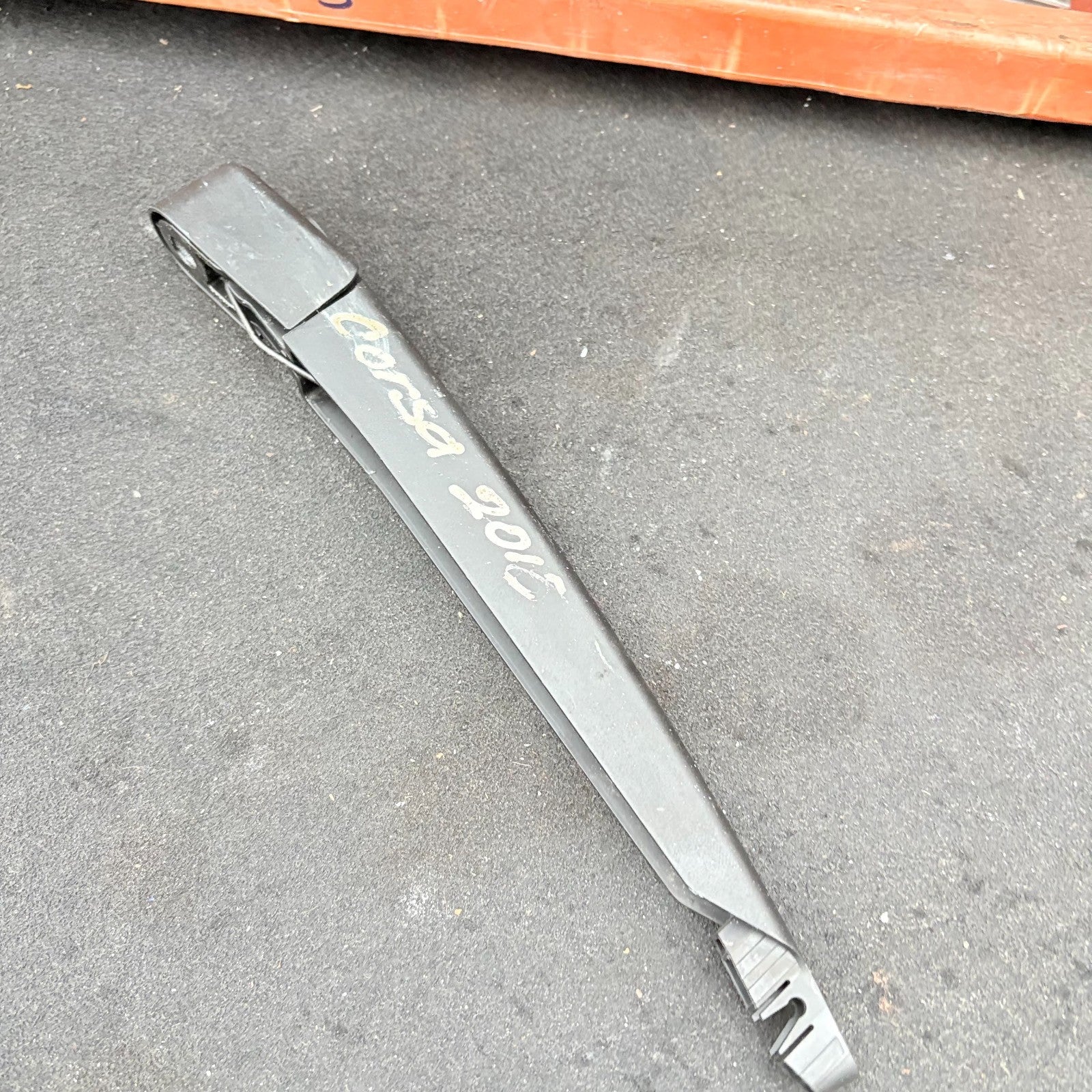 VAUXHALL CORSA REAR WIPER ARM 2028 5 DOOR HATCHBACK