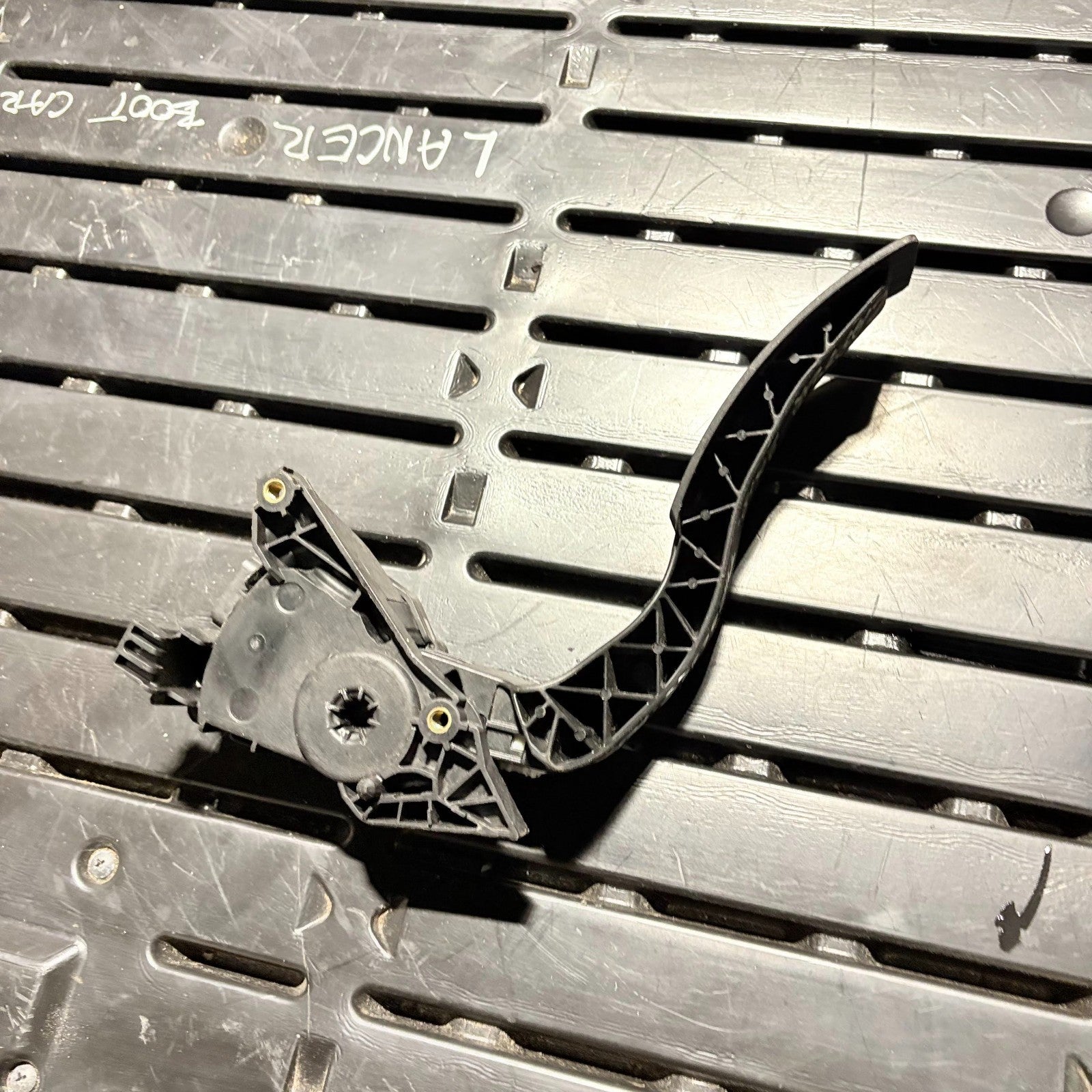 Renault Captur 2013-2019 Accelerator Throttle Pedal 6PV009978-09