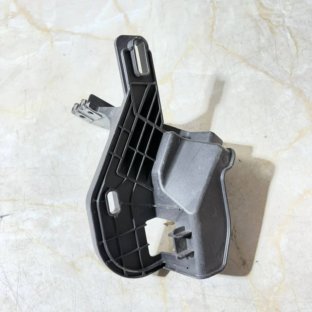 LAND ROVER EVOQUEF RONT WING MOUNT BRACKET LEFT SIDE L538 BJ32-16A143-AA