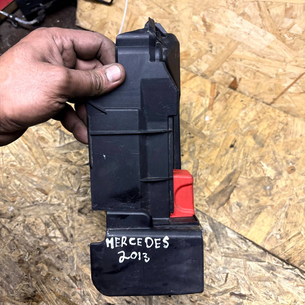 Mercedes Fuse Box Cover A & B Class W176 W246 2011-2018 A2465410905
