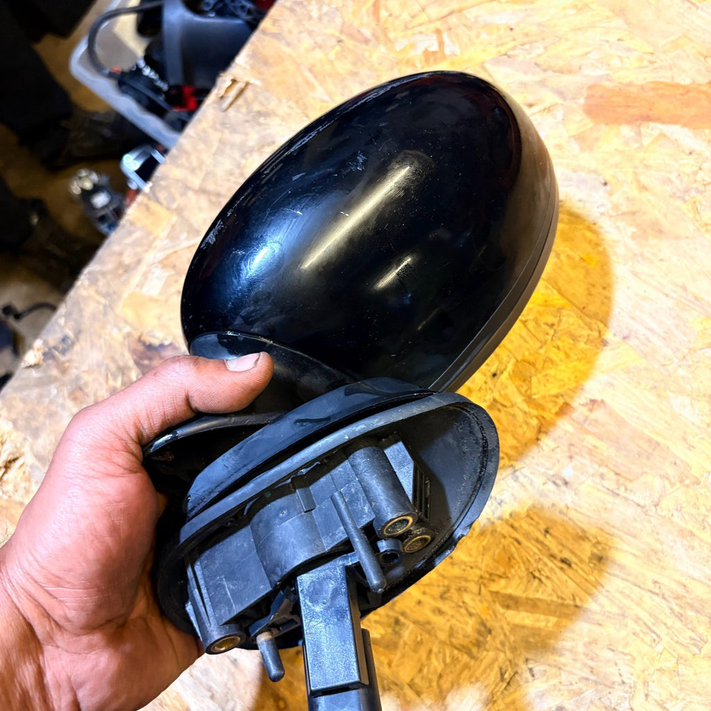 MINI ONE-LEFT PASSENGER'S NEARSIDE VIEW MIRROR