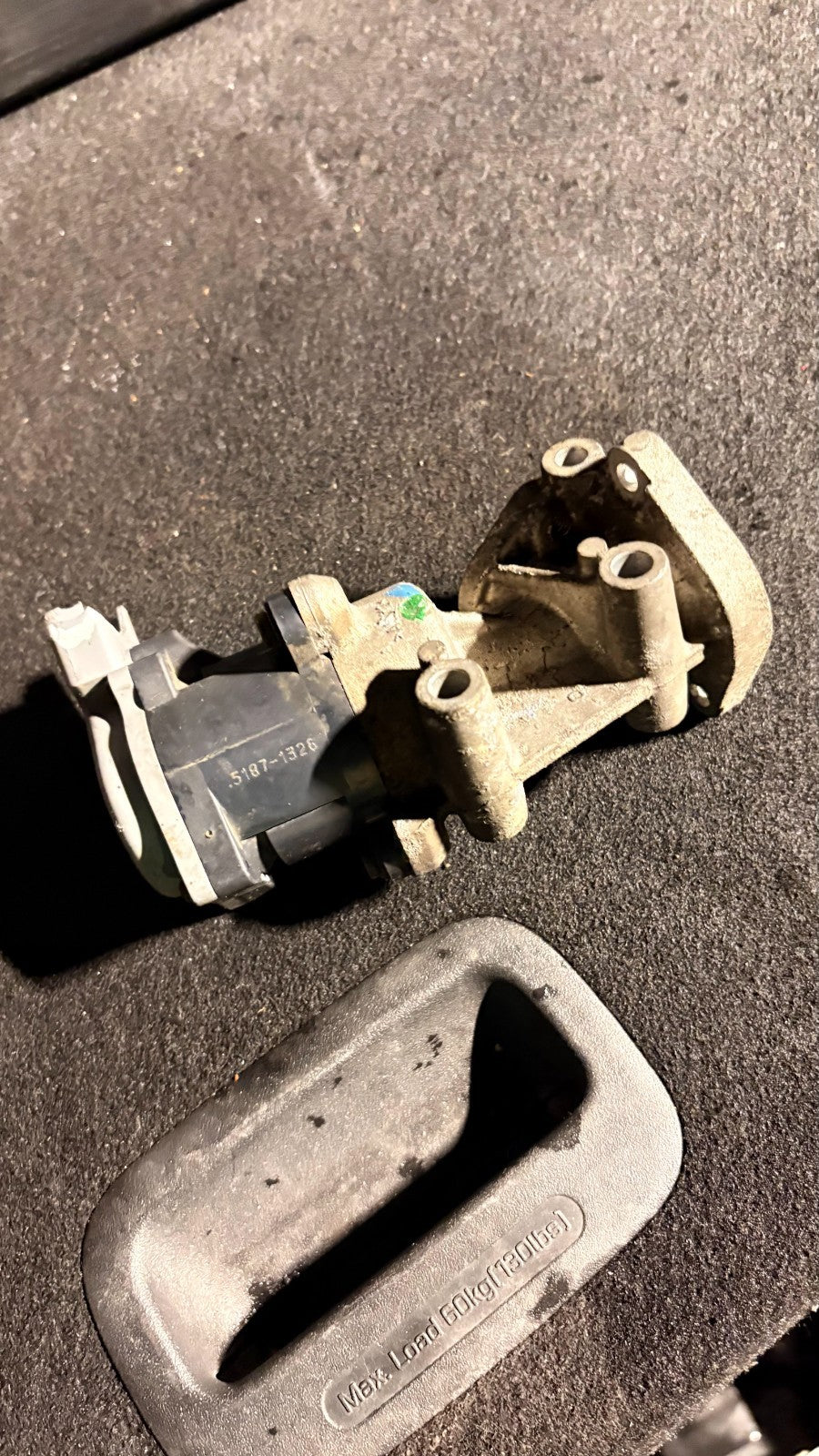 LR Discovery 3 04-09 Range Rover Sport 05-09 2.7 TDV6 LH EGR Valve LR018323