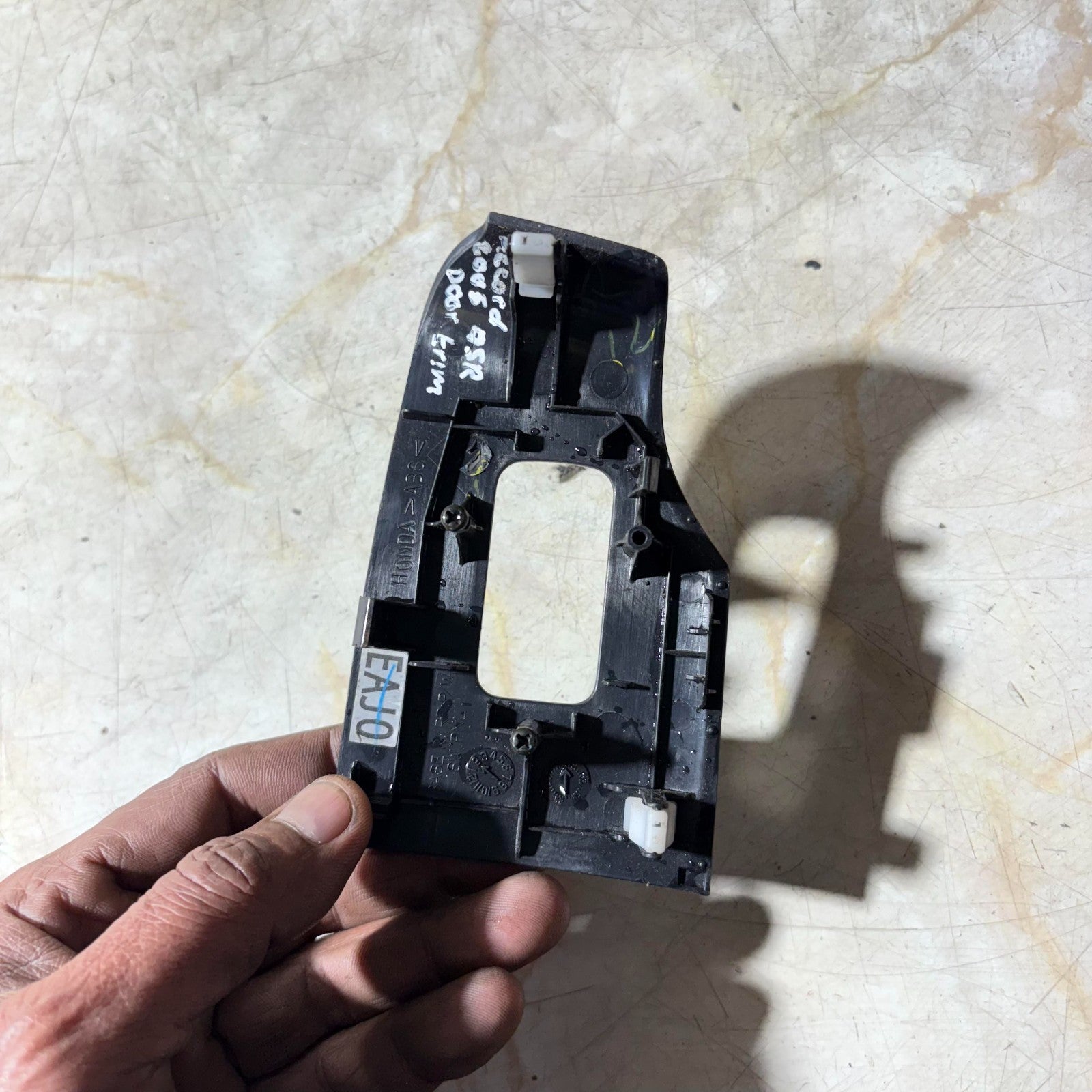 Honda Accord Mk7 Tourer 2004-2008 Rear Right Door Window Switch Trim Bezel