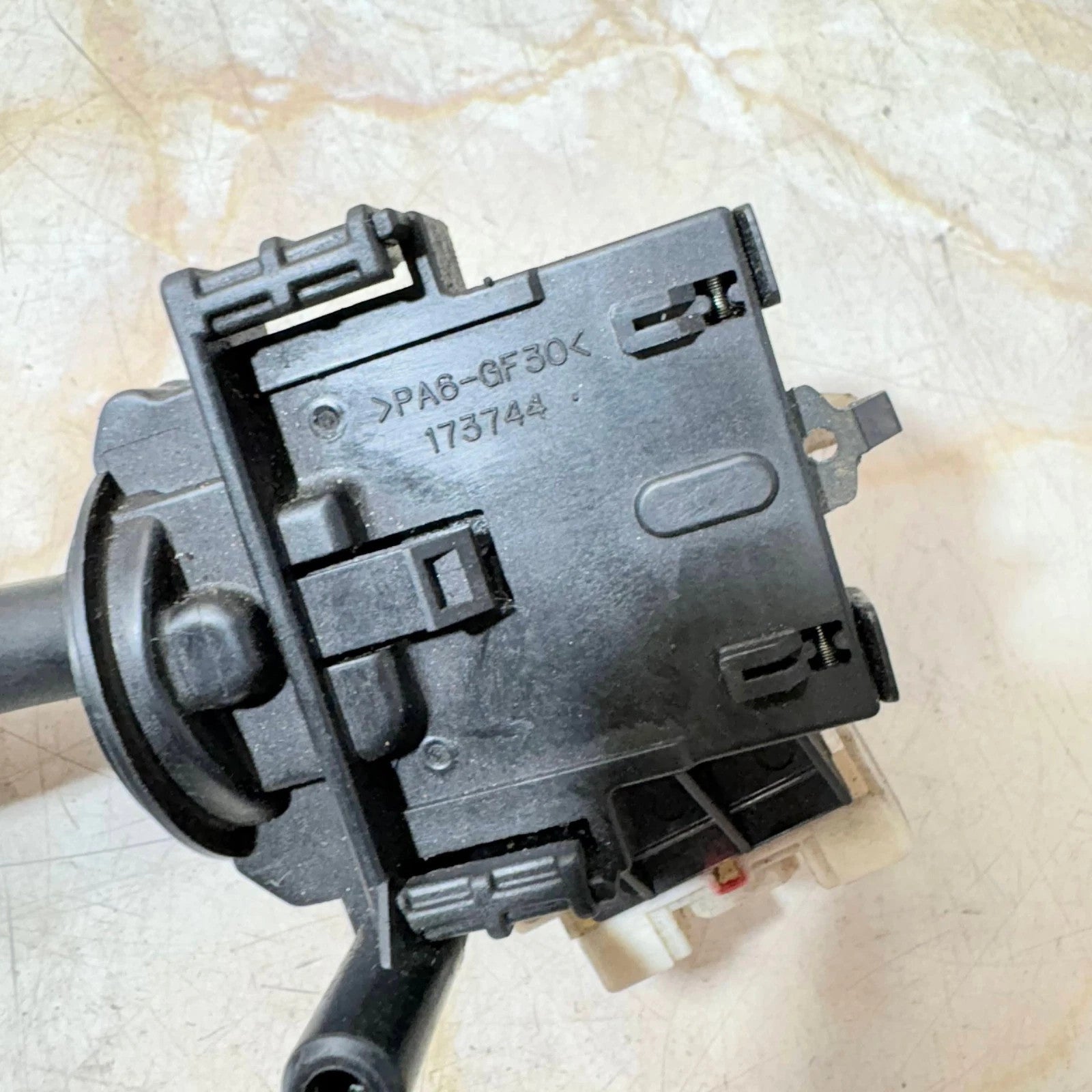 SUZUKI SWIFT LIGHT STALK SWITCH 173744 2013-2017