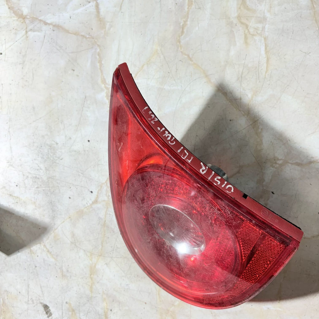 Volkswagen Golf V Driver Rear Inner Brake Light, 28508004 2007