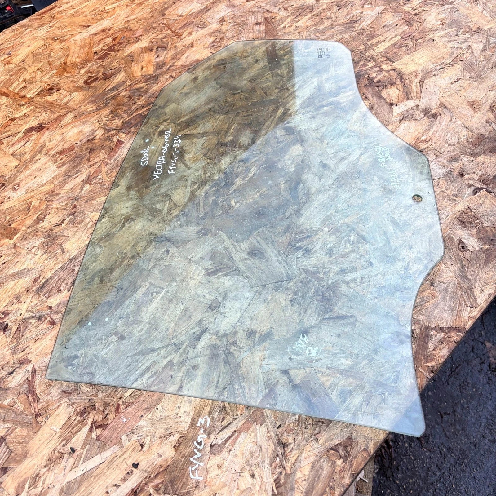 Door-Drop Glass rear left for Opel Vectra 2006