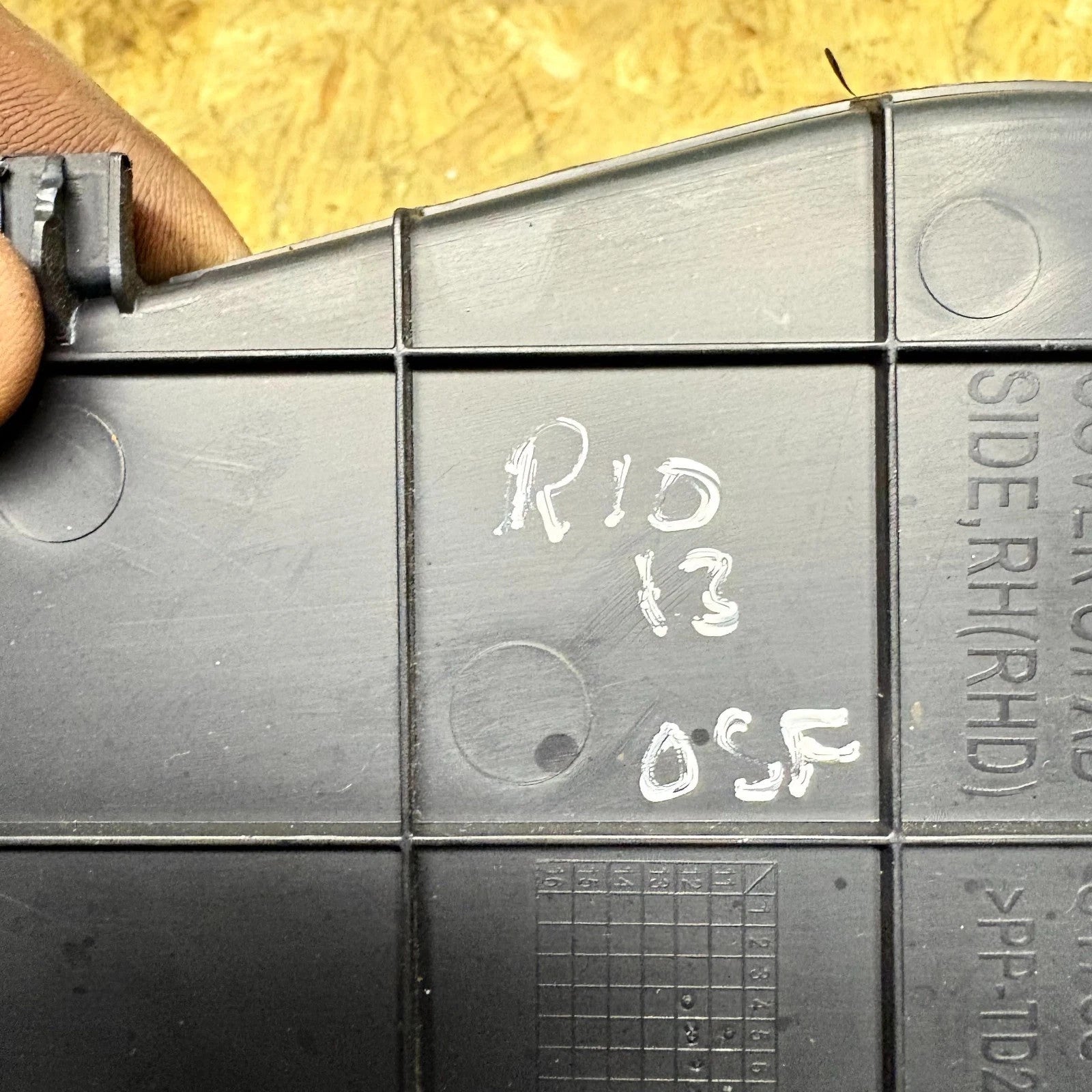 Kia Rio 2011-2017 RHD Right Dash End Cap Trim Panel 84768-1W200