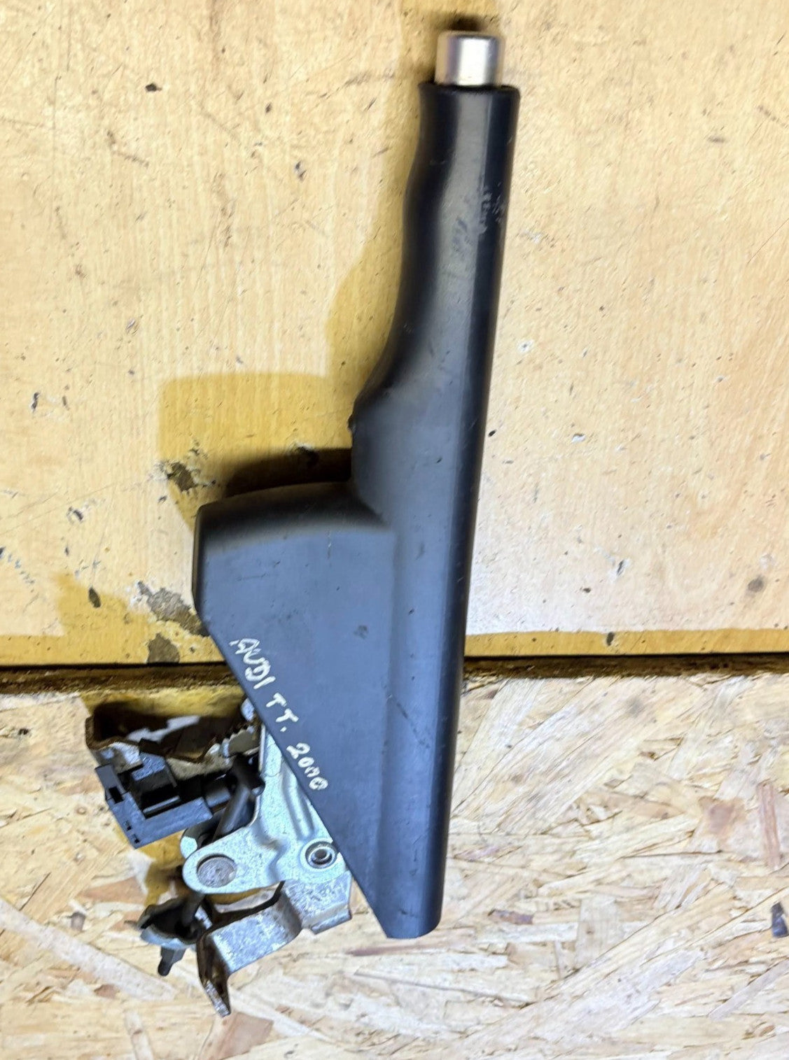 AUDI TT MK1 8N 1998-2006 COUPE HANDBRAKE LEVER & RELEASE BUTTON