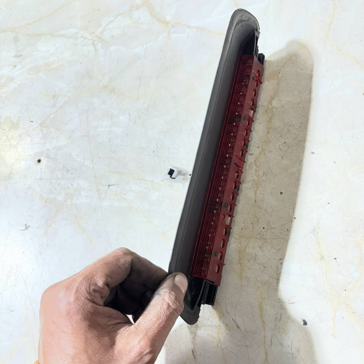 BMW 3 SERIES E90 E91 TAIL LIGHT THIRD BRAKE LIGHT LIMO A046811