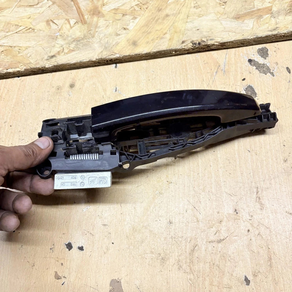 Opel Mokka 2013 N/S Front Outer Door Handle Black 5 Door